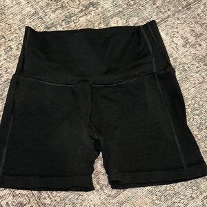Alphalete R6 4” Shorts
